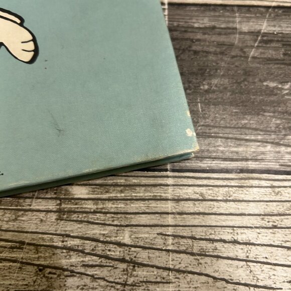 1980s Charlie Brown's Cyclopedia Featuring Holidays Book Volume 12 - Picture 5 of 9